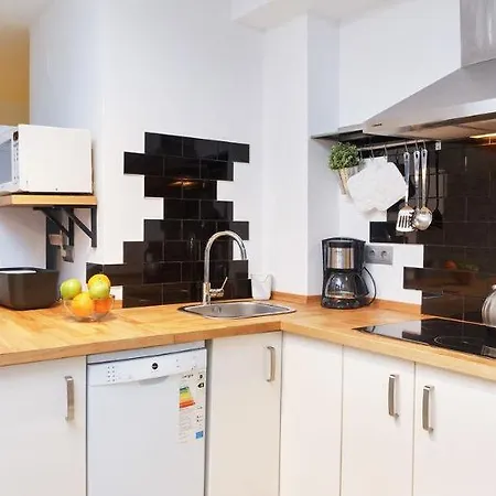 Feelathome Marquet Apartment Barcelona