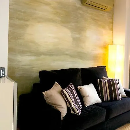 Feelathome Marquet Apartment