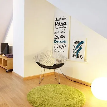 Feelathome Marquet Apartment *